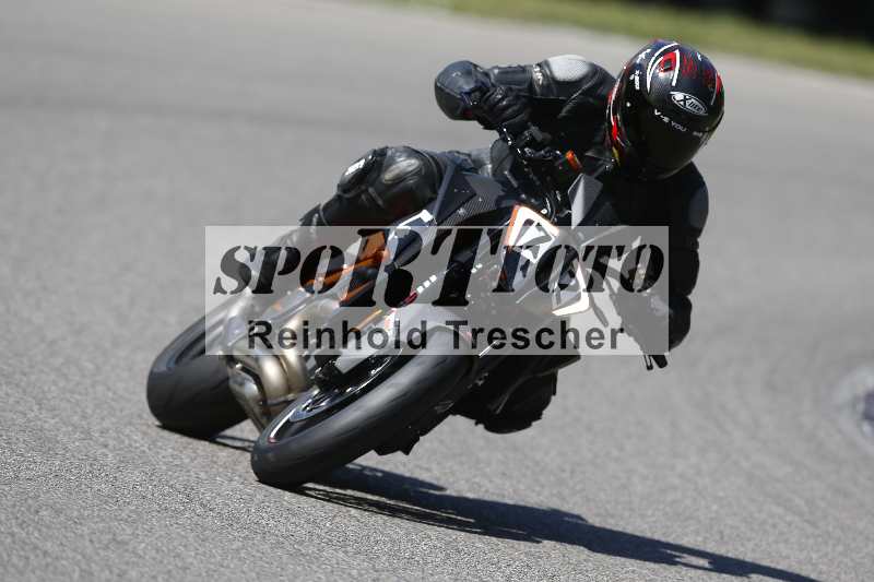 /43 08.08.2025 Discover the Bike ADR/Race 3 rot/72
